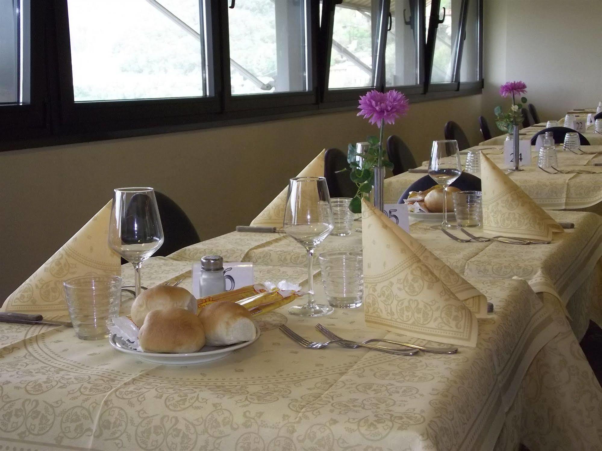 Hotel Ventolosa Villa dʼAlmè エクステリア 写真